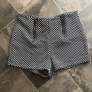 ✨Black & White Polka Dot Shorts✨